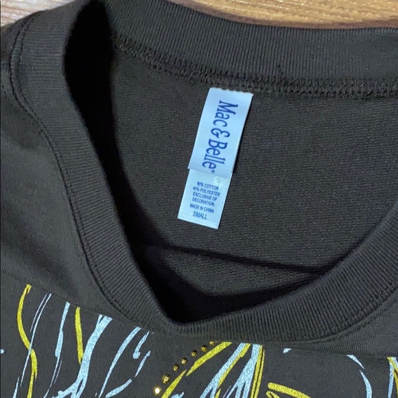 Mac & Belle brown sweatshirt with horse, Small - Picture 4 of 6